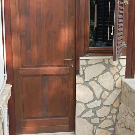 Jamm Mare E Monti Tiny House Orebic